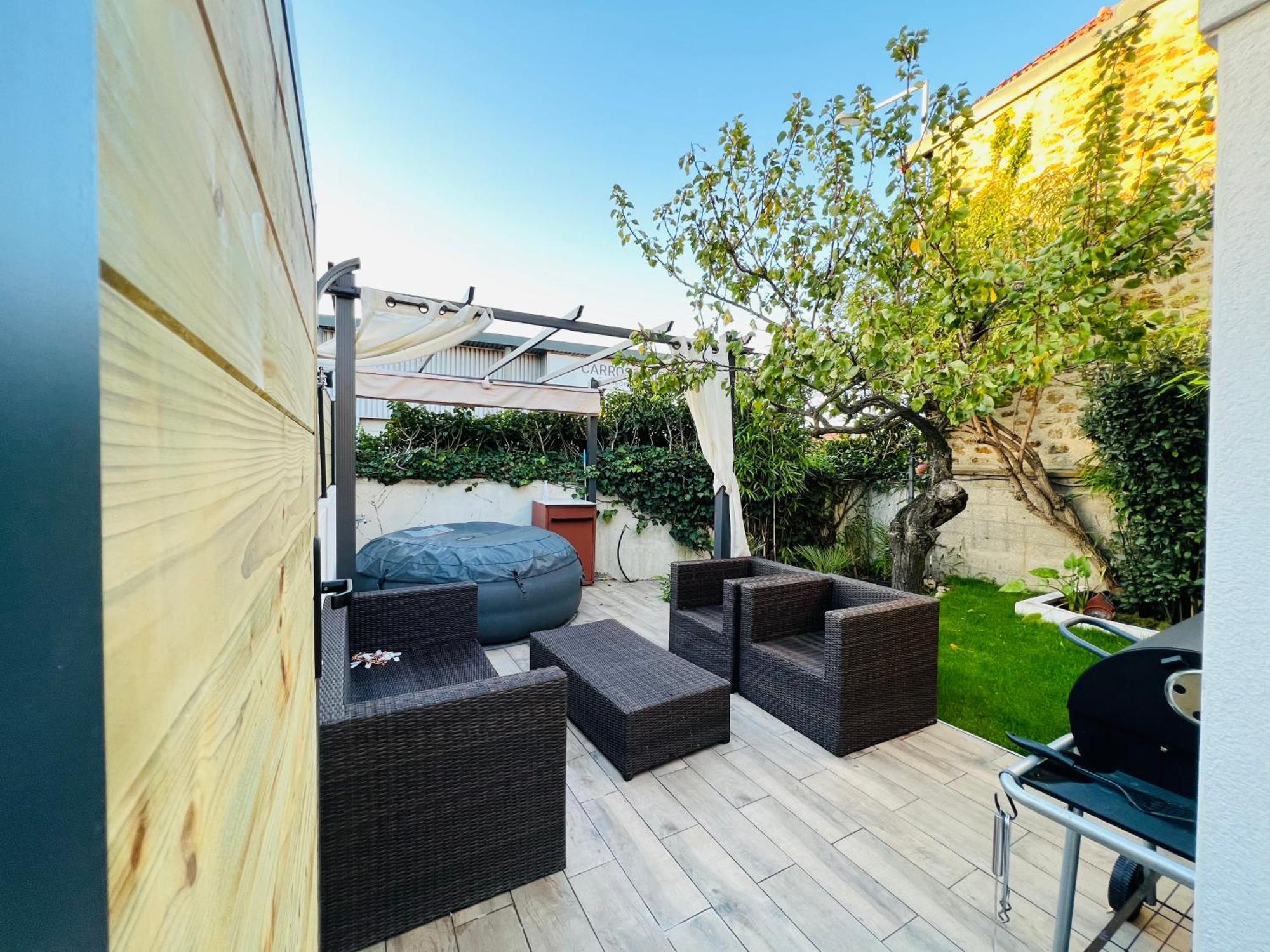 Superbe Appartement Avec Jardin Et Parking Prive Ris-Orangis Ngoại thất bức ảnh
